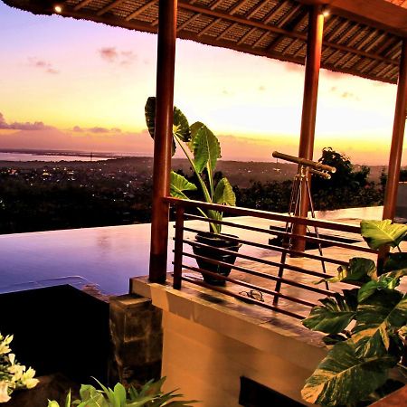Отель The Longhouse, Jimbaran - Bali Экстерьер фото