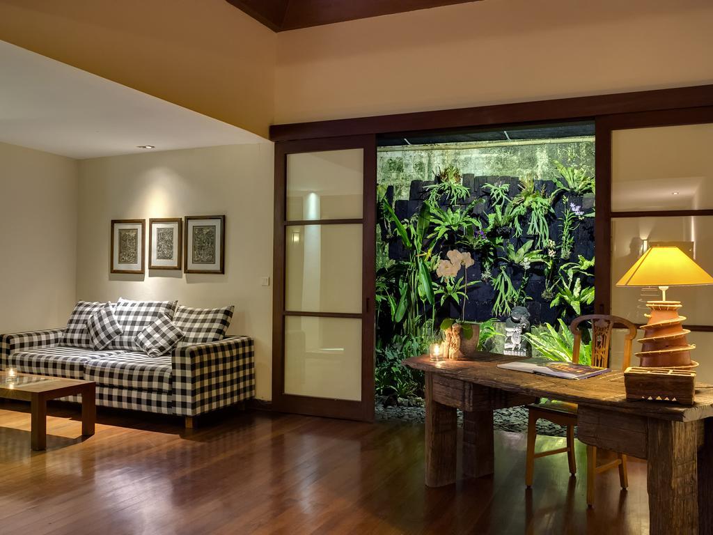 Отель The Longhouse, Jimbaran - Bali Экстерьер фото