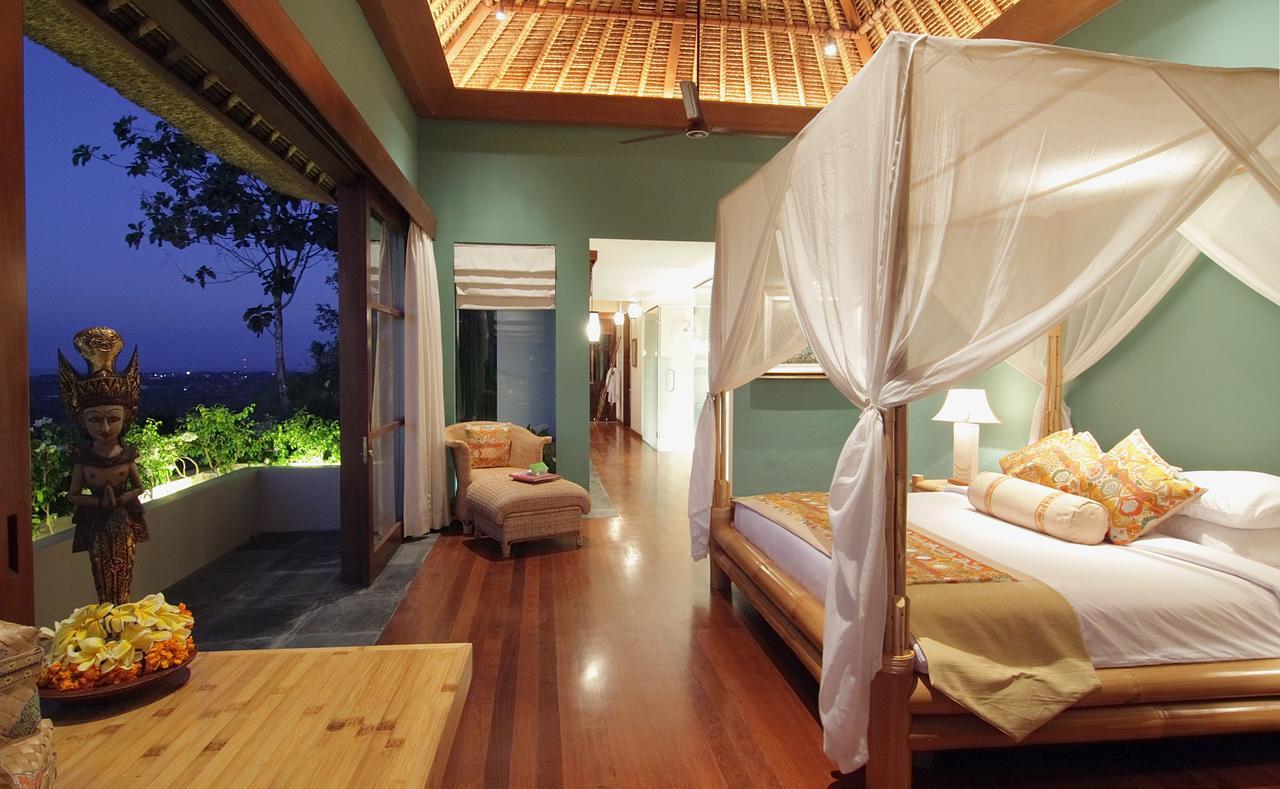 Отель The Longhouse, Jimbaran - Bali Экстерьер фото