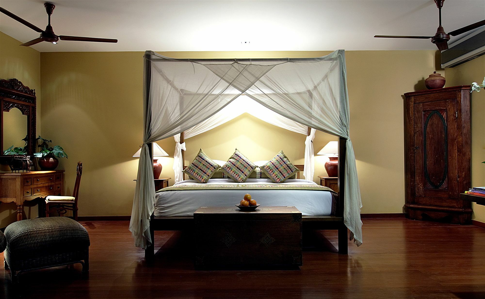 Отель The Longhouse, Jimbaran - Bali Экстерьер фото