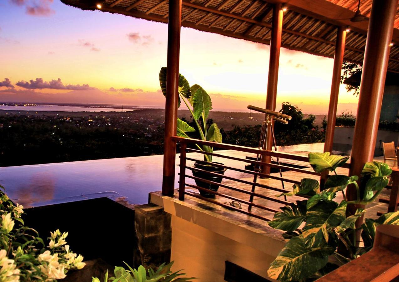 Отель The Longhouse, Jimbaran - Bali Экстерьер фото